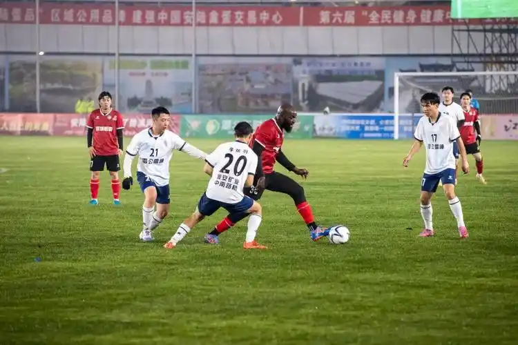 美国大联盟：洛杉矶FC VS 西雅图海湾人